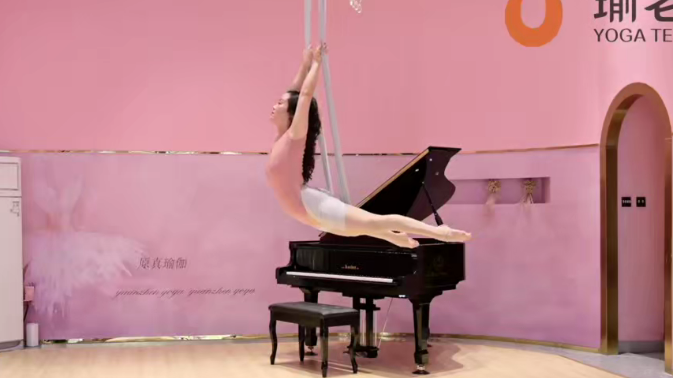原真 空中舞蹈大鱼