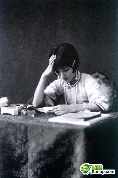 陈小曼